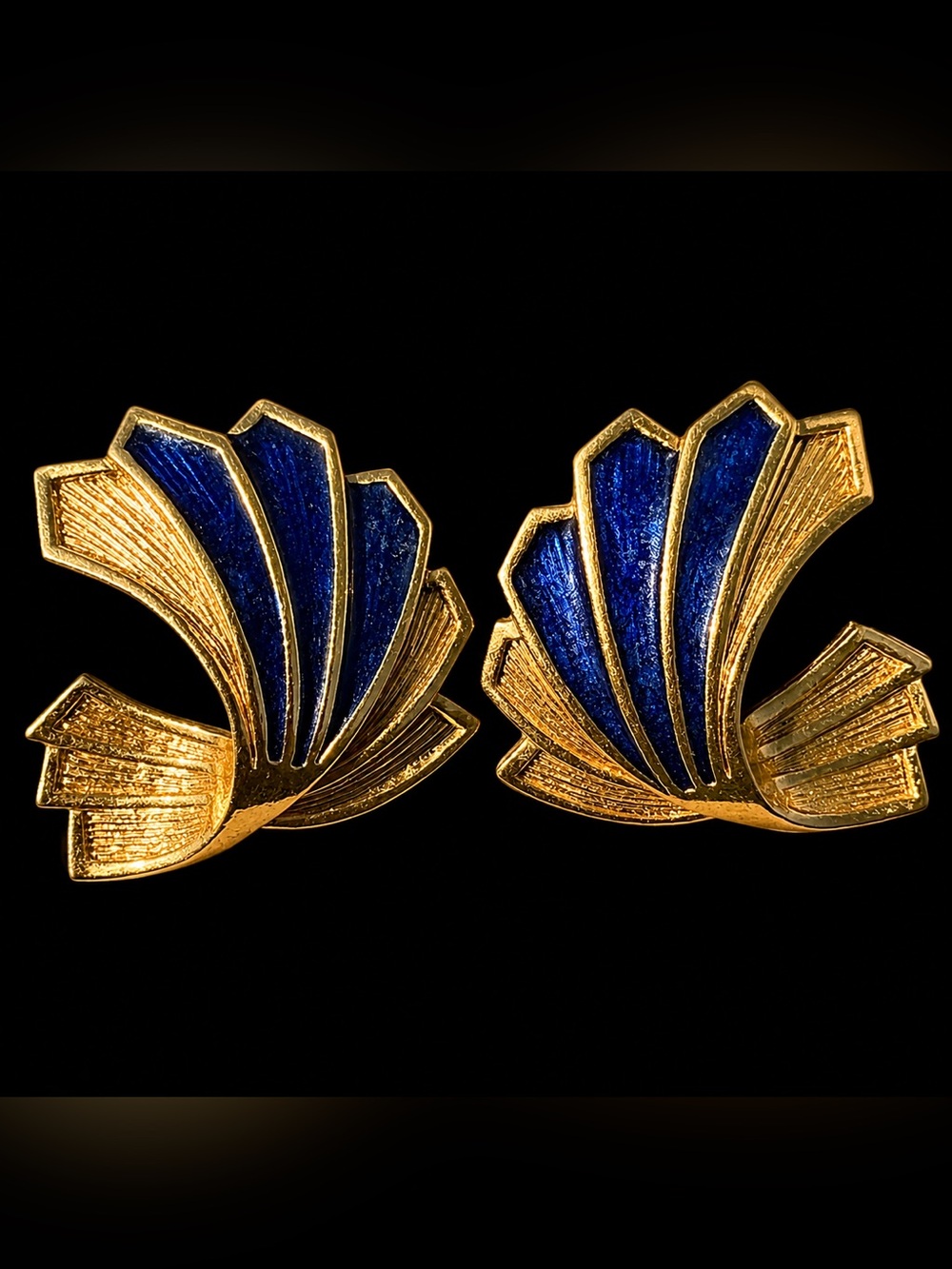 Avon earrings gold blue enamel vintage pierced ears